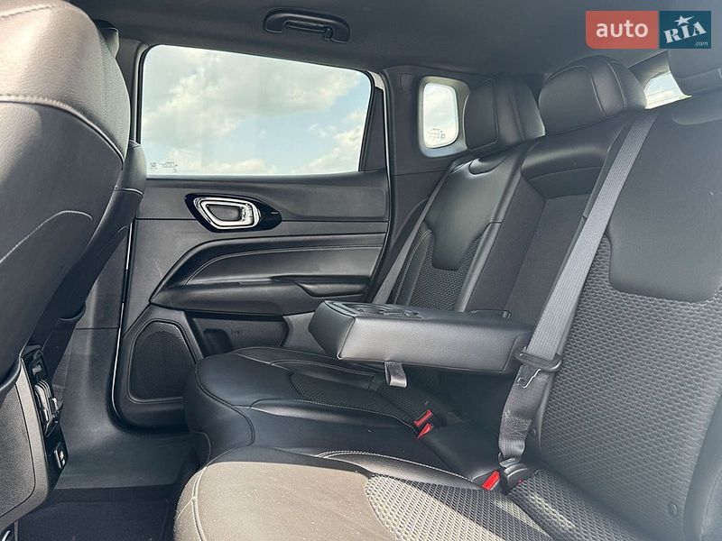 Позашляховик / Кросовер Jeep Compass 2023 в Івано-Франківську