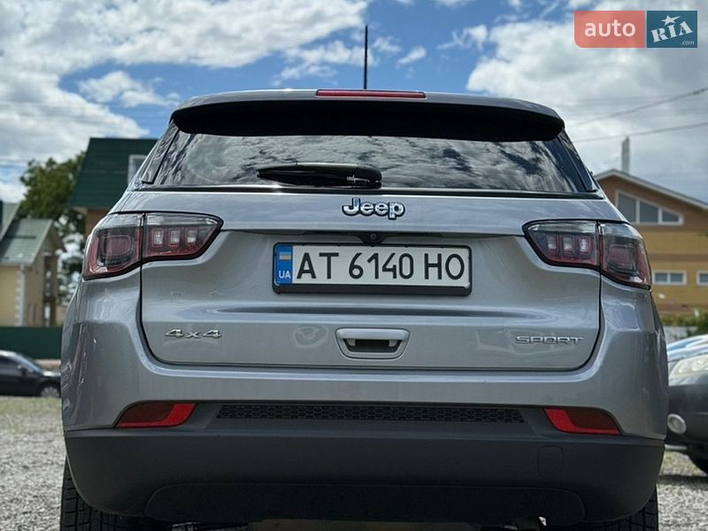 Позашляховик / Кросовер Jeep Compass 2017 в Києві