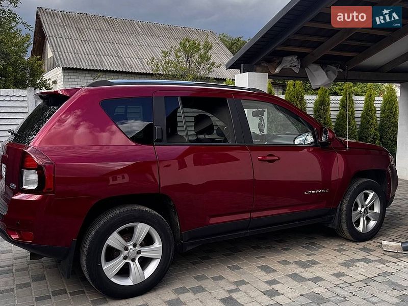 Позашляховик / Кросовер Jeep Compass 2014 в Чернігові