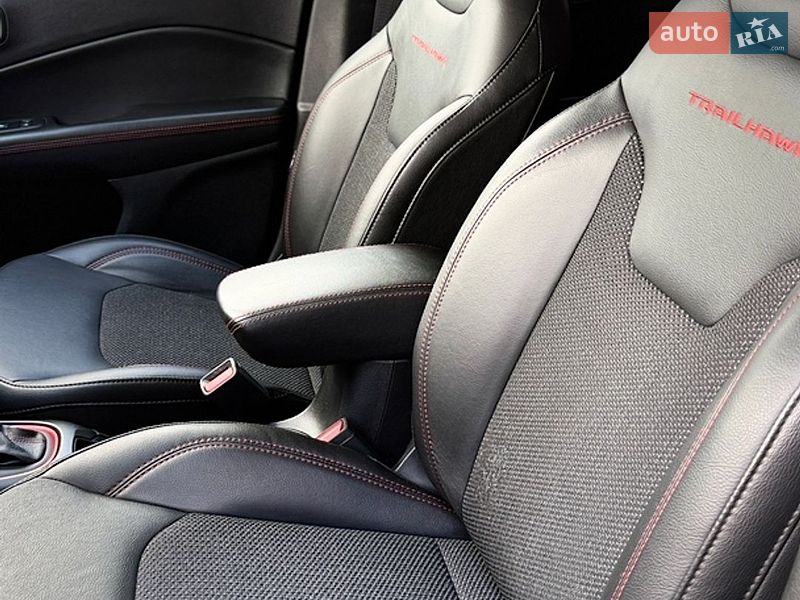 Позашляховик / Кросовер Jeep Compass 2018 в Черкасах