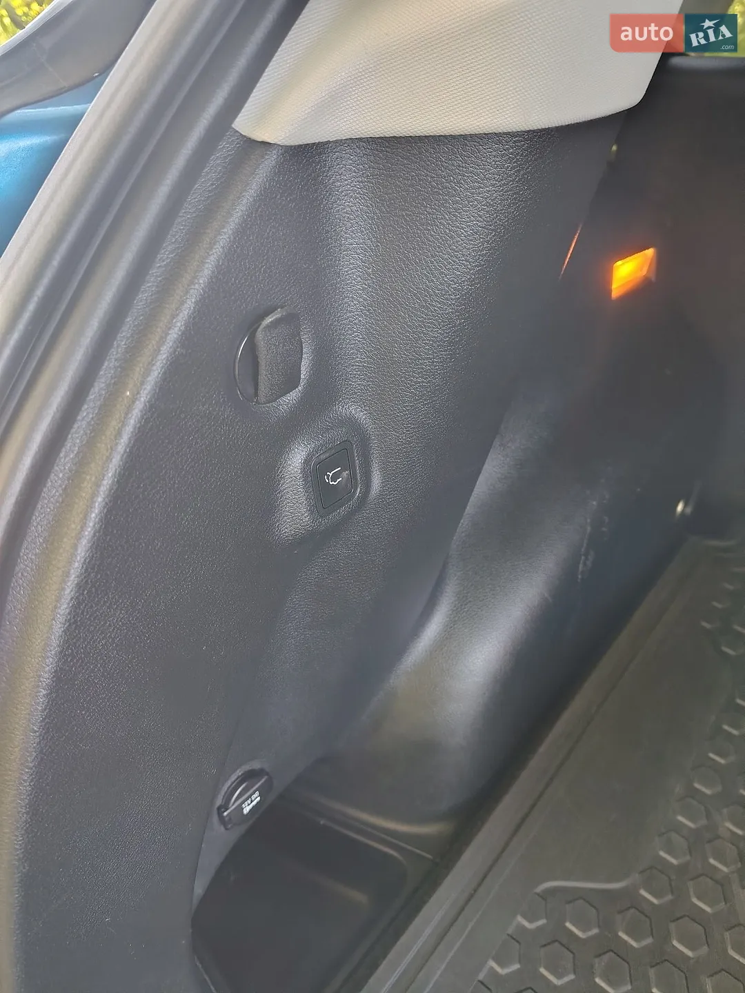 2018 Jeep Compass - мініатюра 17