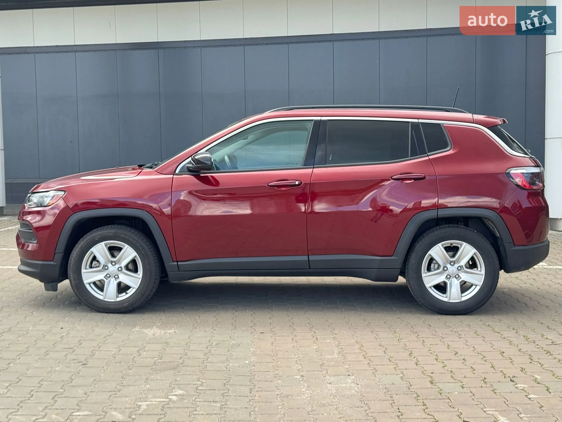 2022 Jeep Compass - мініатюра 8