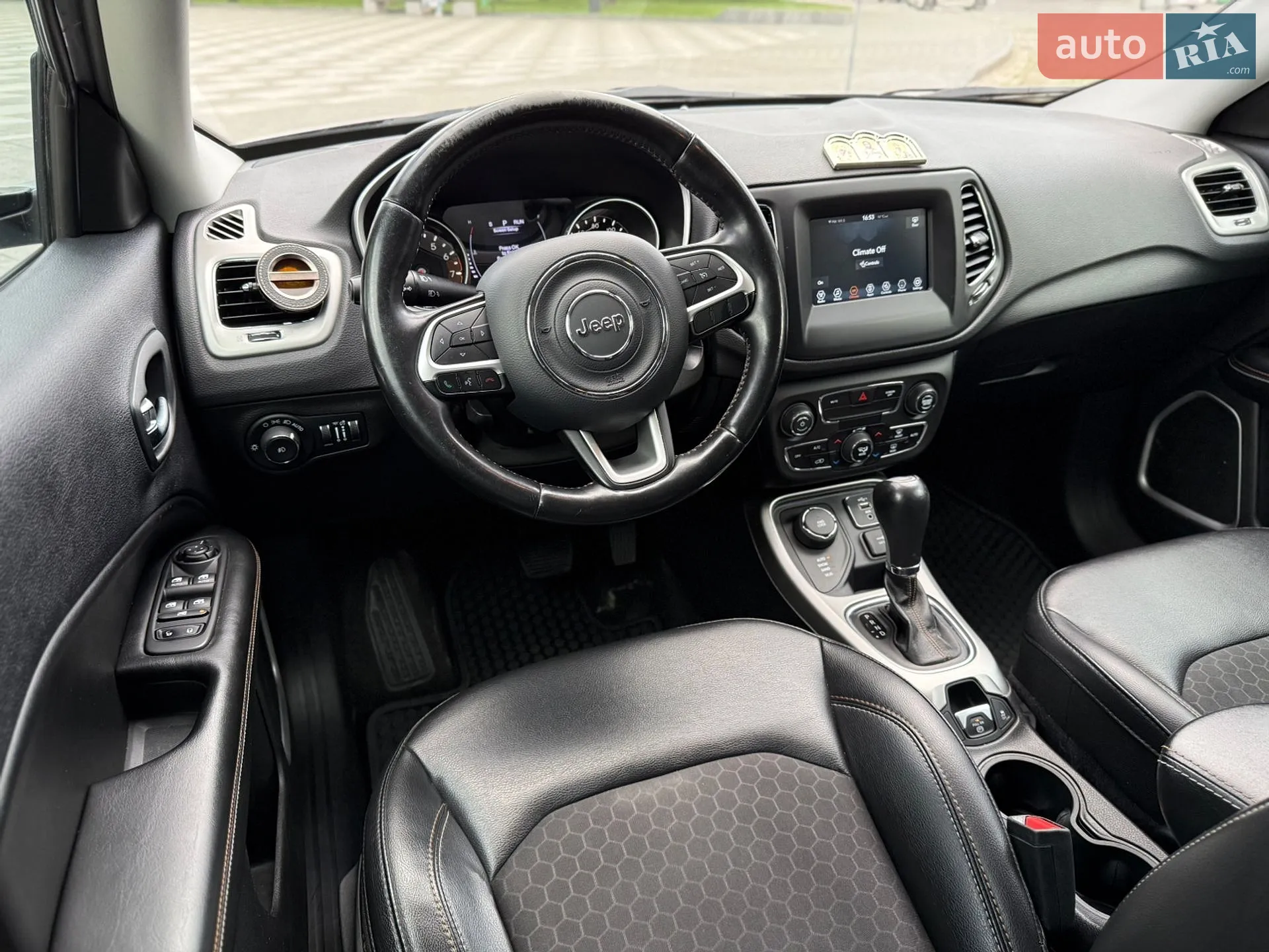 2019 Jeep Compass - мініатюра 62