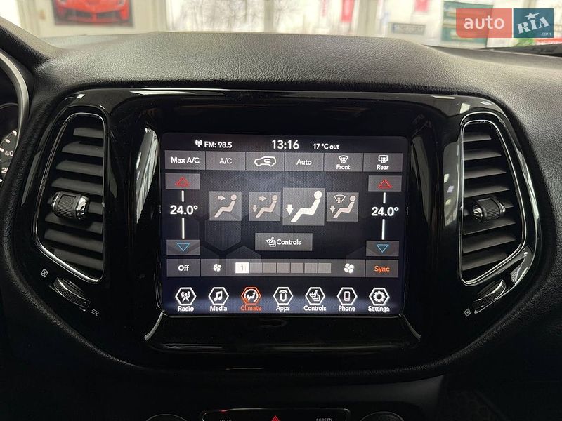 Внедорожник / Кроссовер Jeep Compass 2019 в Киеве