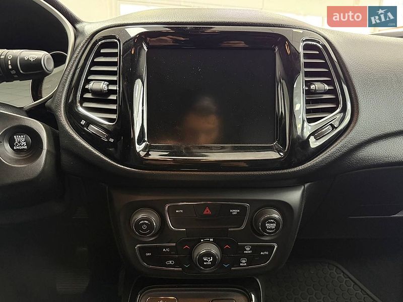 Внедорожник / Кроссовер Jeep Compass 2019 в Киеве