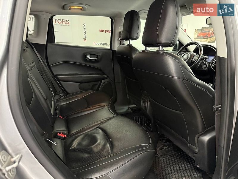Внедорожник / Кроссовер Jeep Compass 2019 в Киеве