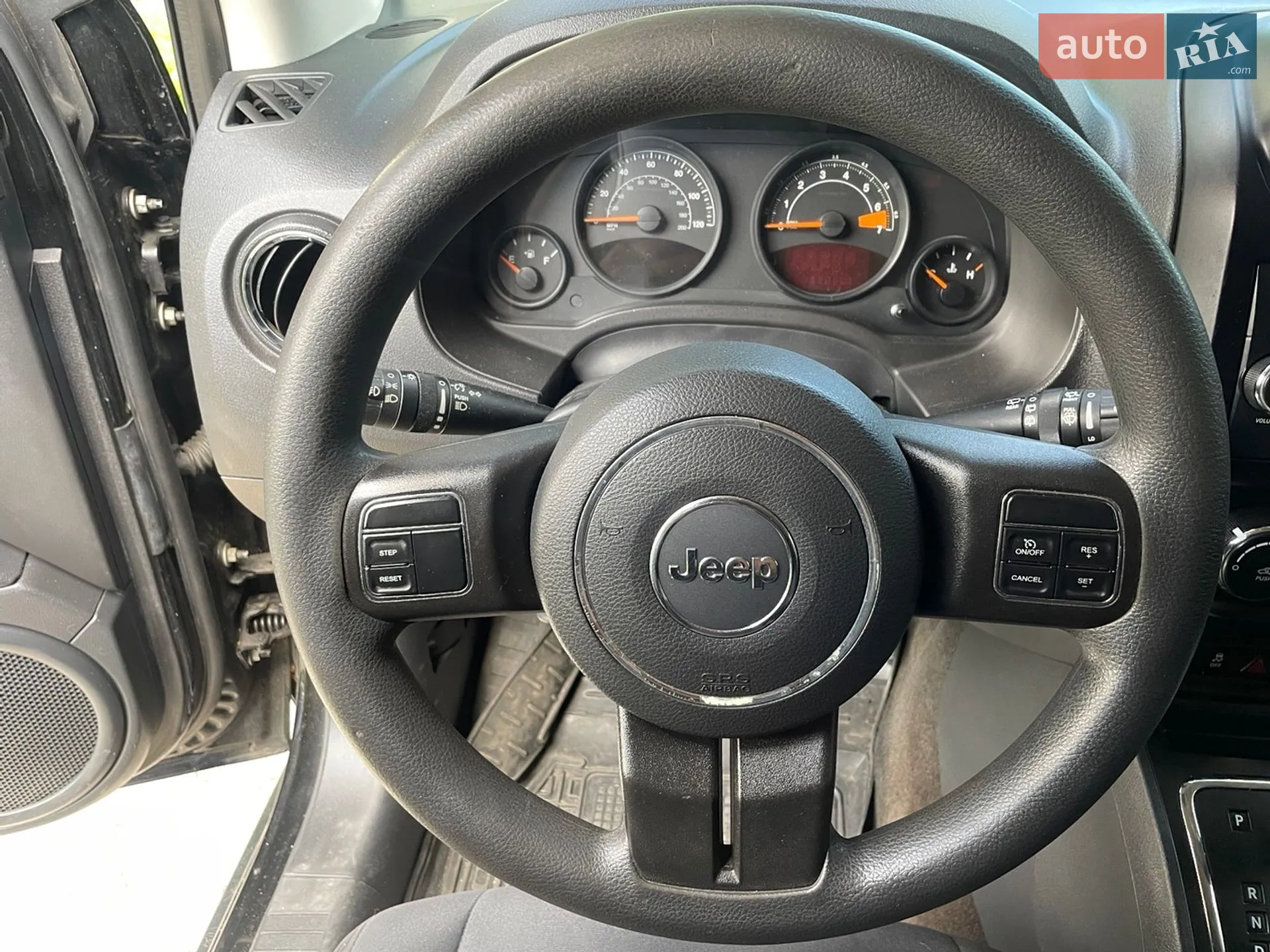 2015 Jeep Compass - мініатюра 14