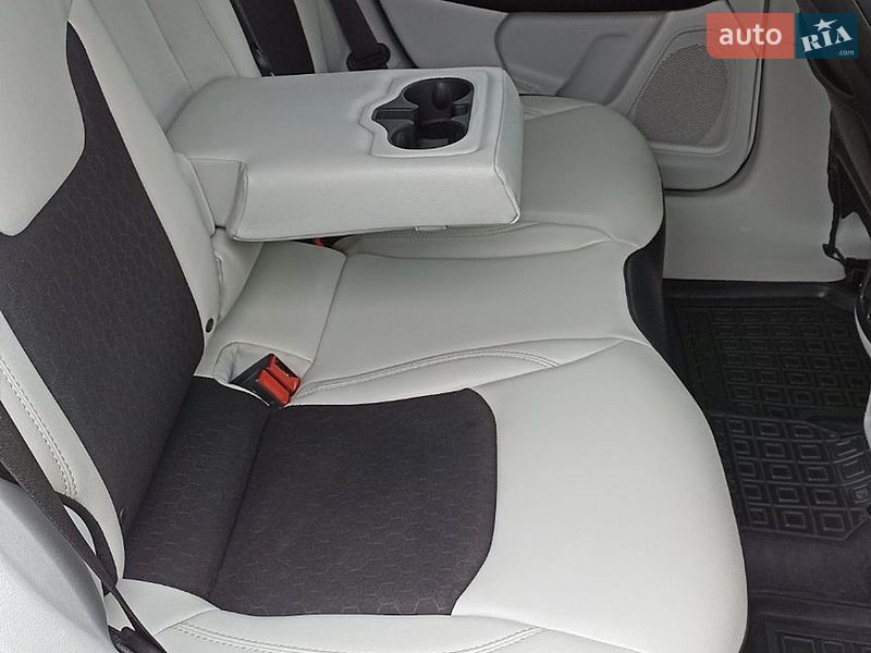 Позашляховик / Кросовер Jeep Compass 2018 в Дніпрі фото 15 Позашляховик / Кросовер Jeep Compass 2018 в Дніпрі