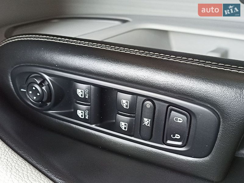 Позашляховик / Кросовер Jeep Compass 2018 в Дніпрі фото 20 Позашляховик / Кросовер Jeep Compass 2018 в Дніпрі