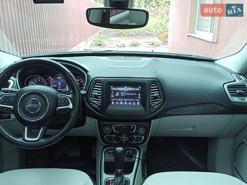 Позашляховик / Кросовер Jeep Compass 2018 в Дніпрі фото 25 Позашляховик / Кросовер Jeep Compass 2018 в Дніпрі
