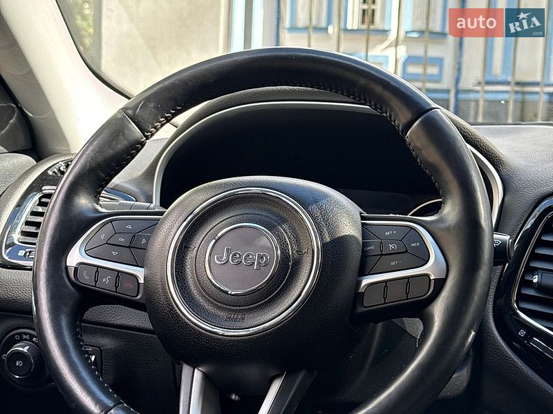 Внедорожник / Кроссовер Jeep Compass 2018 в Сумах
