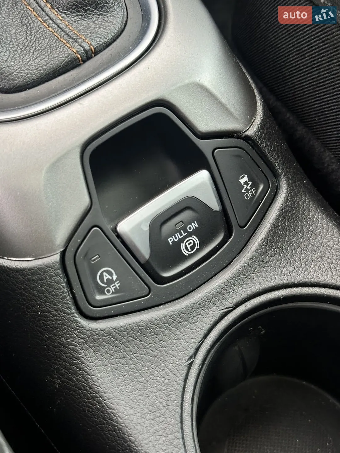 2020 Jeep Compass - мініатюра 28