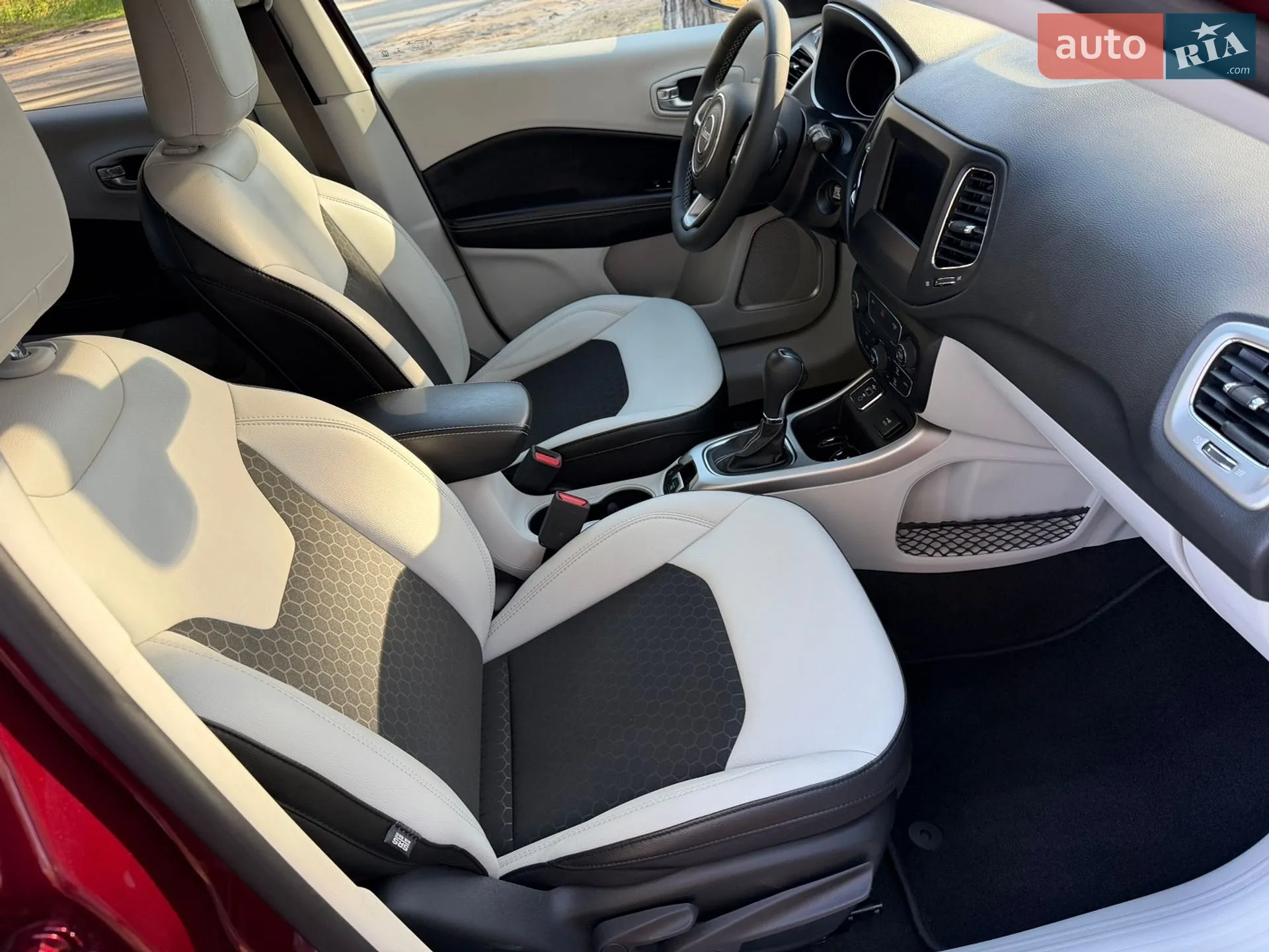 2021 Jeep Compass - мініатюра 24