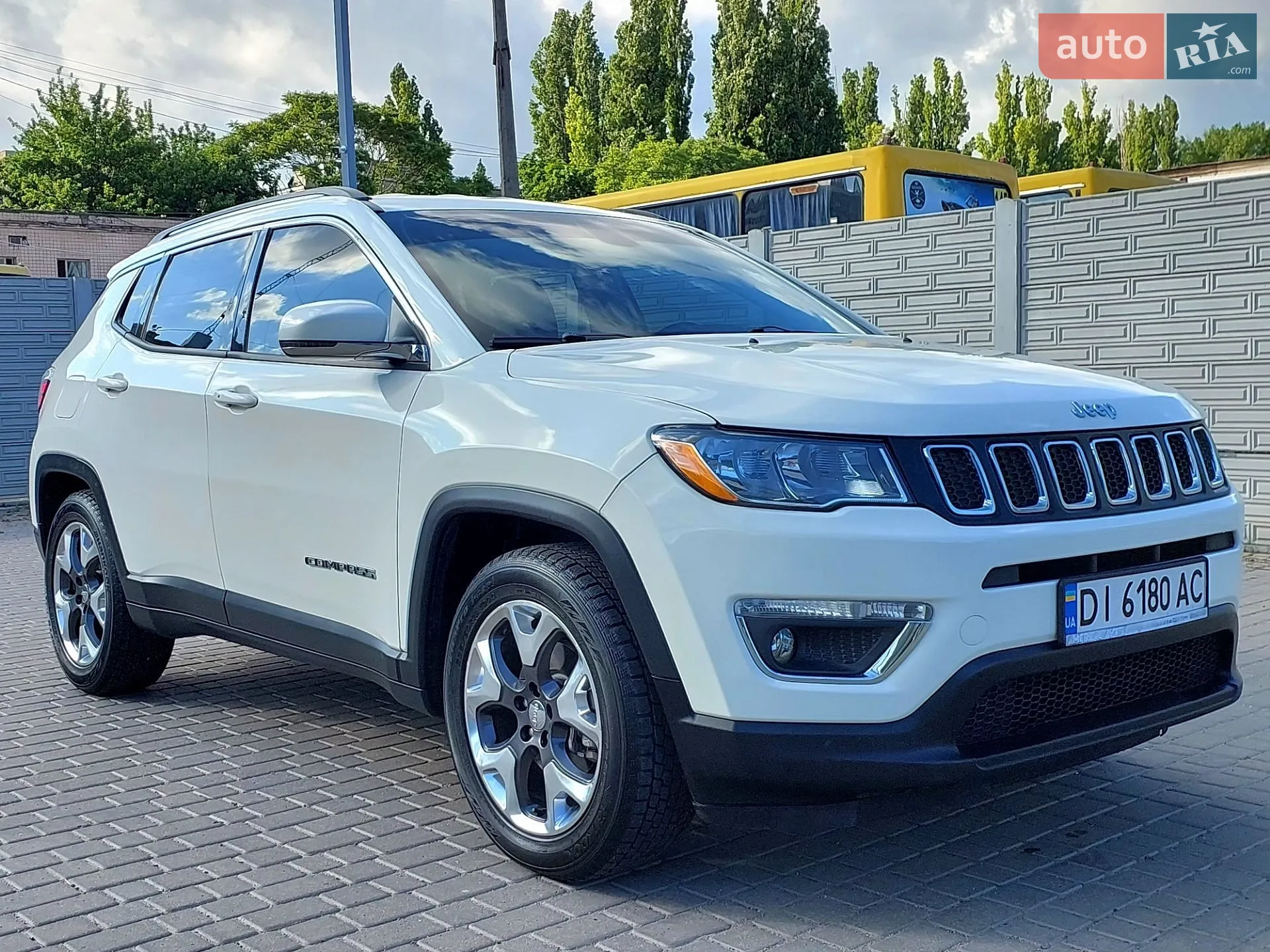2018 Jeep Compass - фото 1