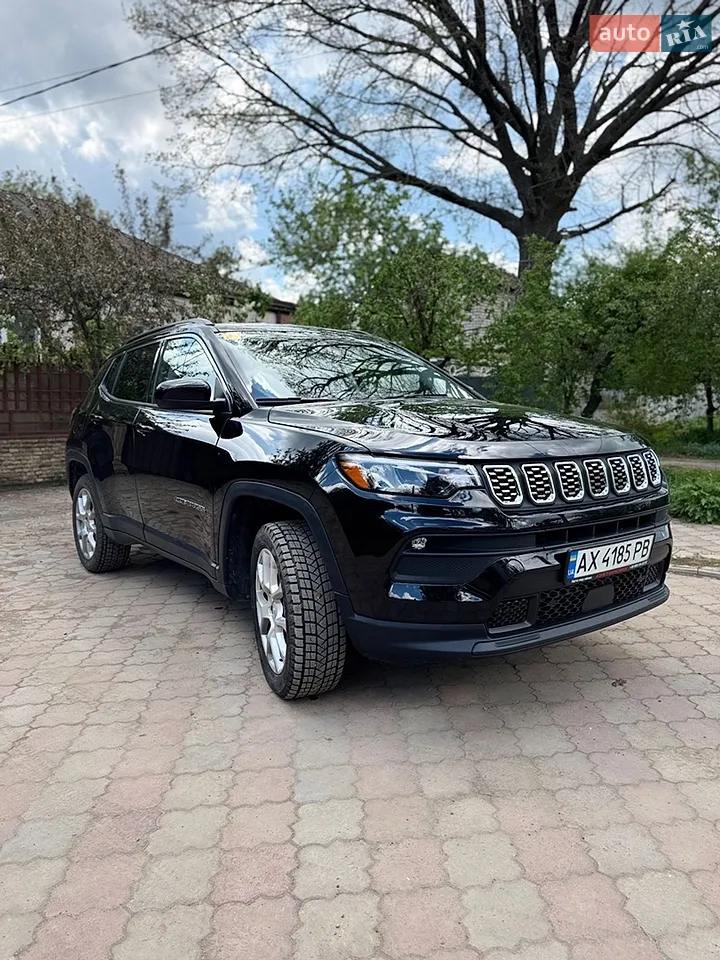 2021 Jeep Compass - мініатюра 16