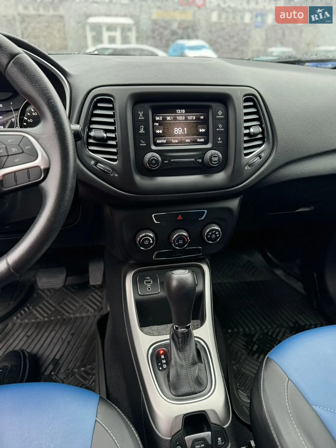 2017 Jeep Compass - мініатюра 13