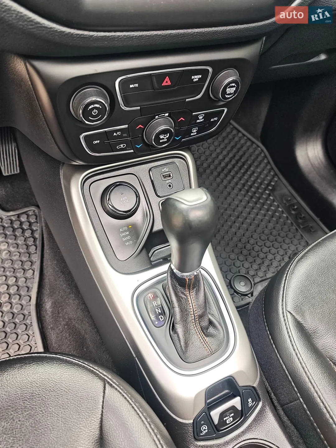 2018 Jeep Compass - мініатюра 24