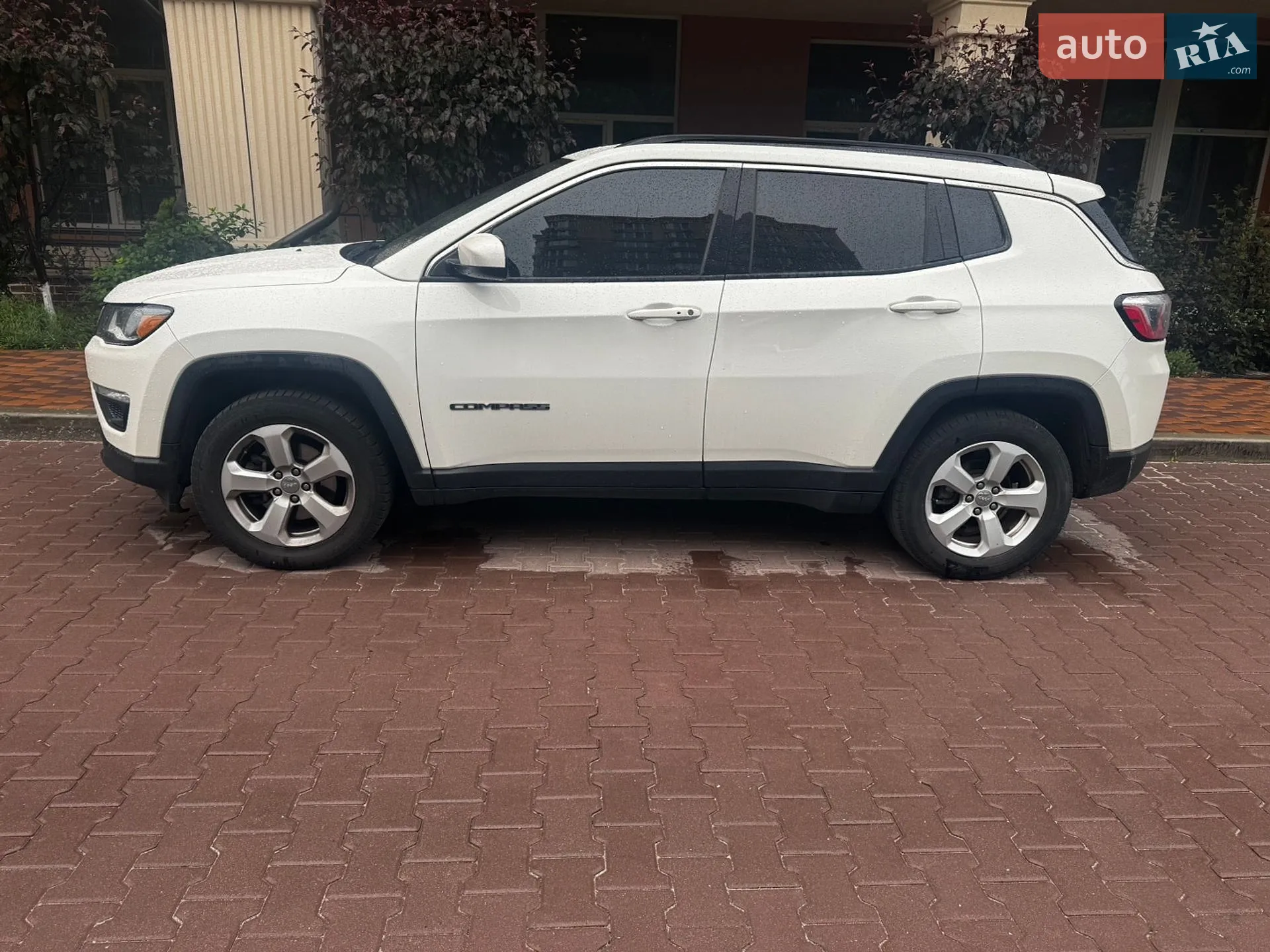2018 Jeep Compass - мініатюра 2
