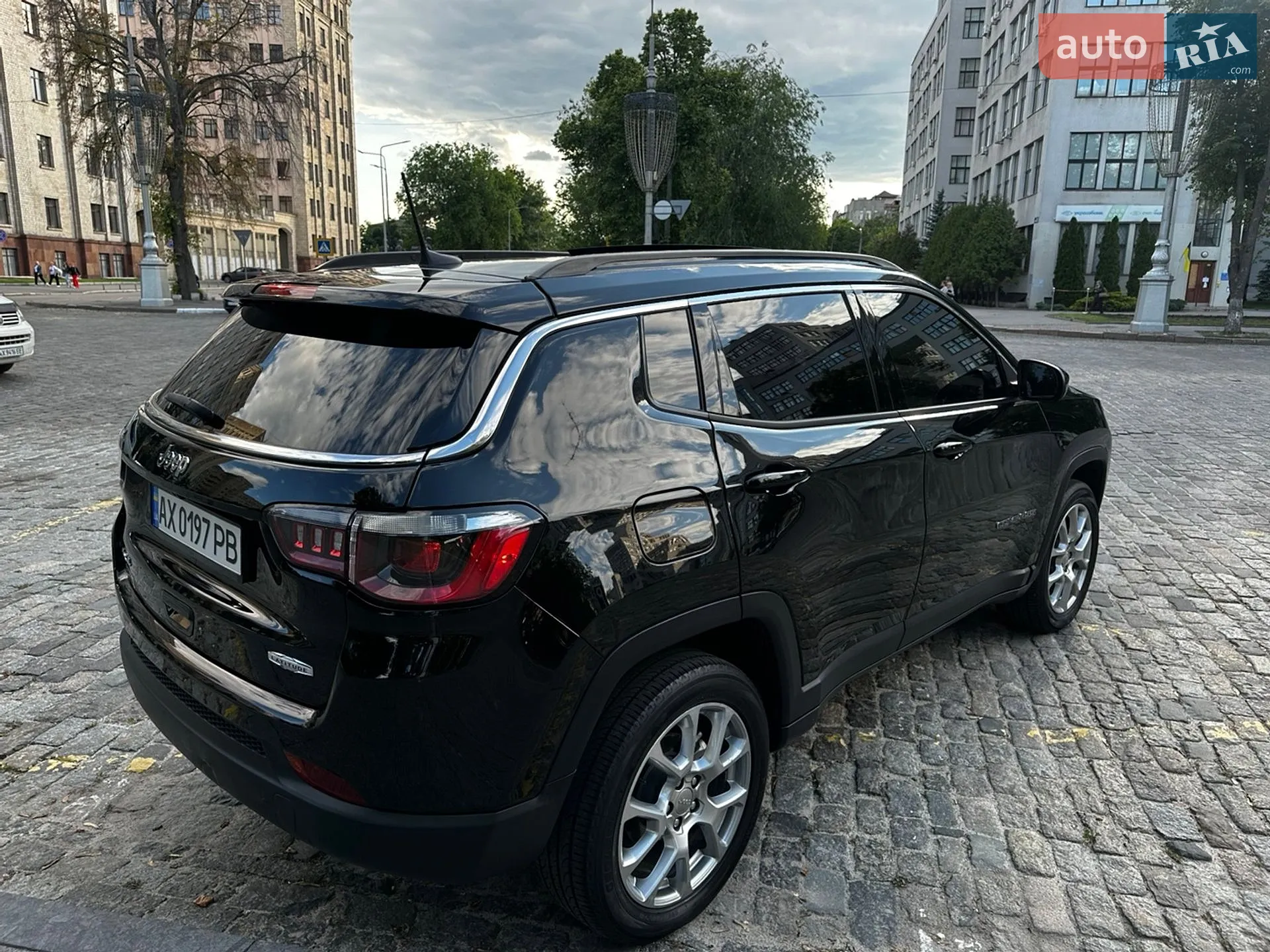 2022 Jeep Compass - мініатюра 6