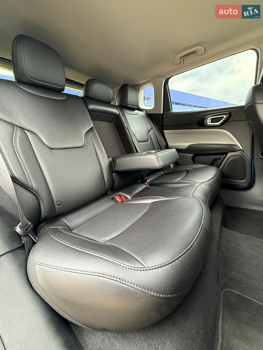 2021 Jeep Compass - мініатюра 18