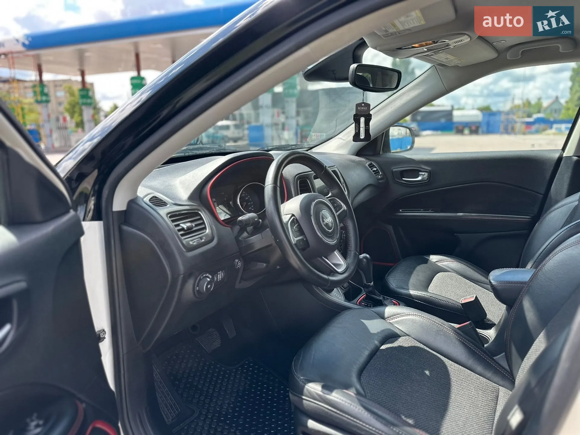 2019 Jeep Compass - мініатюра 22