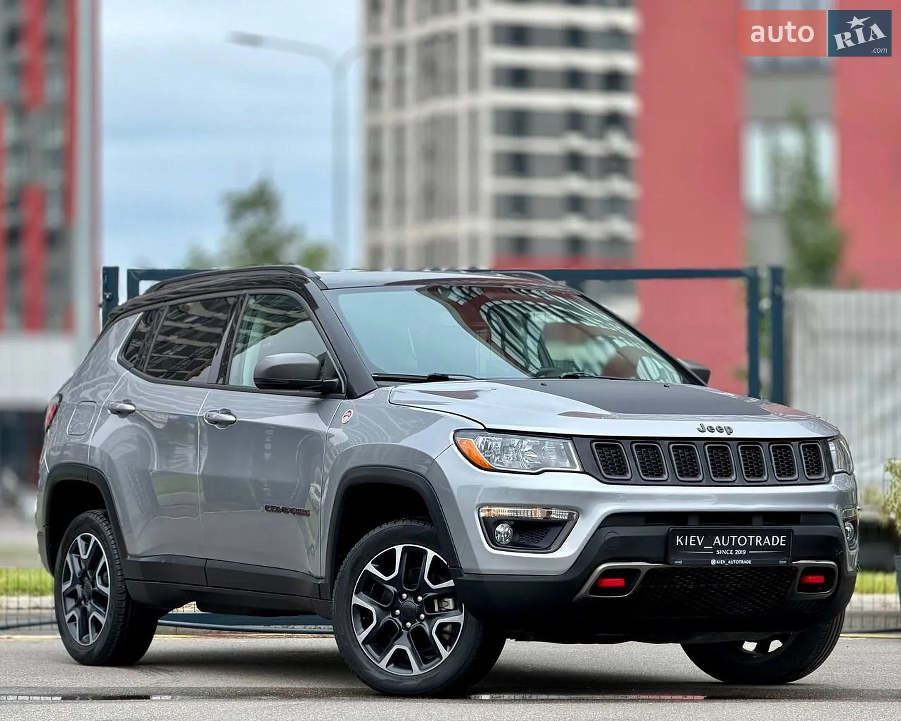 2019 Jeep Compass - фото 1