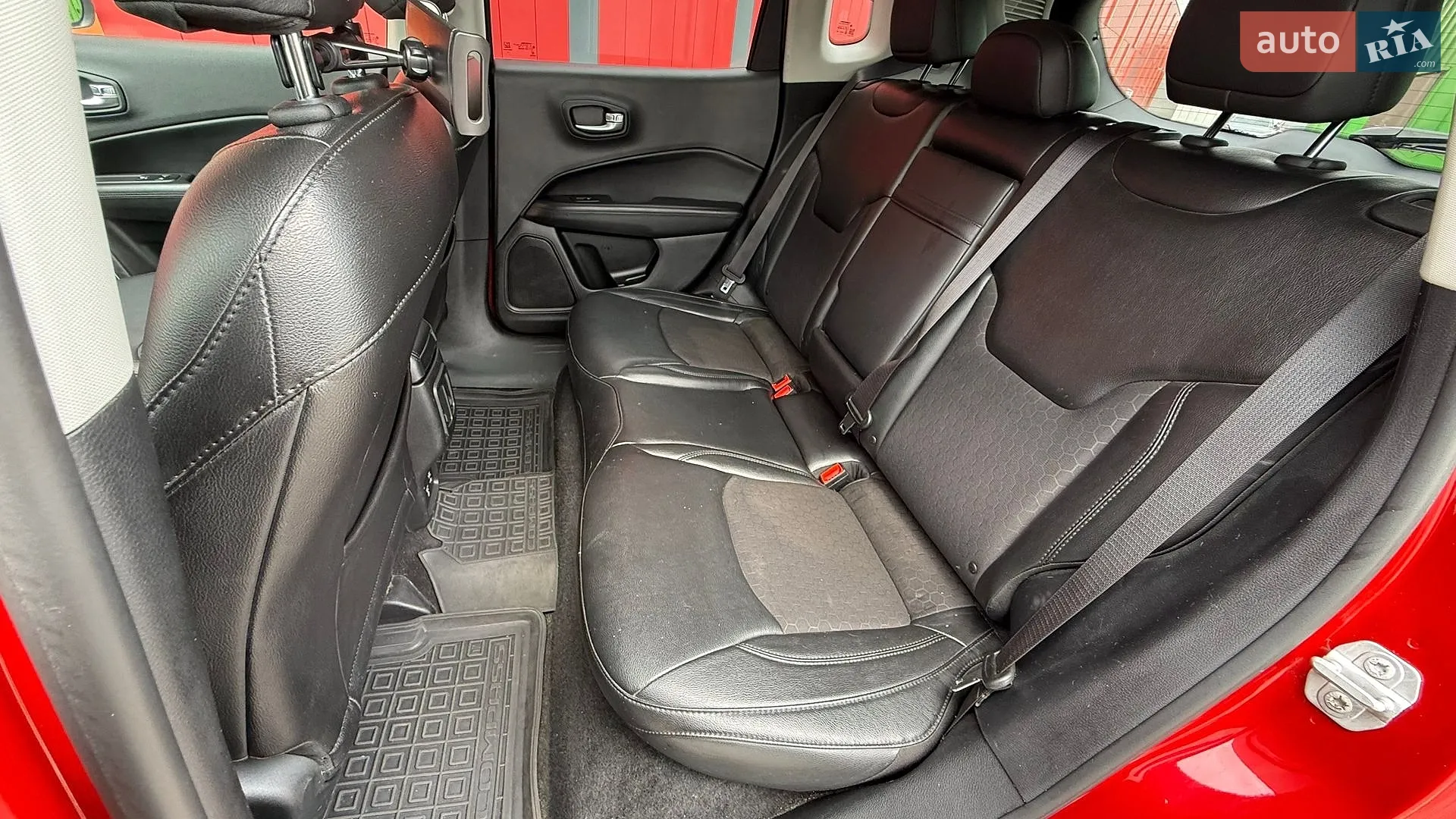 2018 Jeep Compass - мініатюра 37