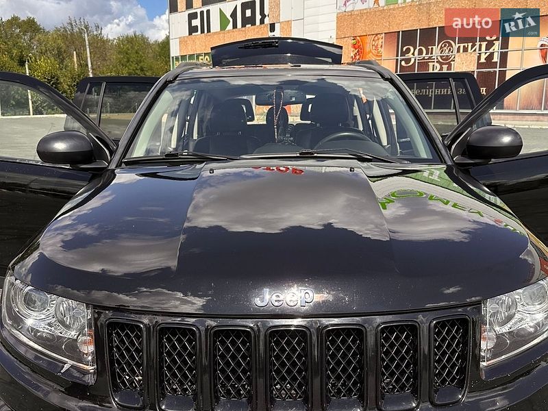 Внедорожник / Кроссовер Jeep Compass 2013 в Барвенкове