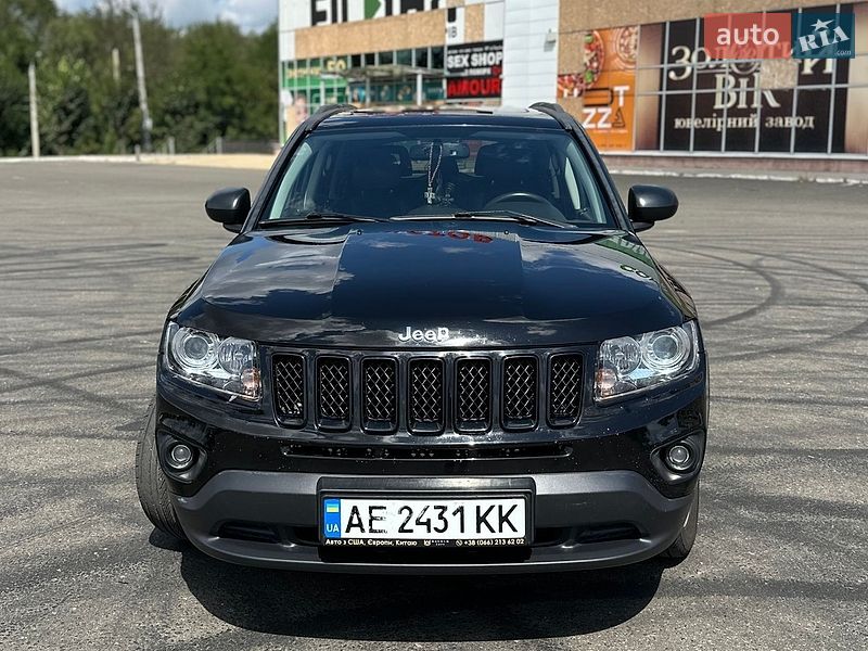 Внедорожник / Кроссовер Jeep Compass 2013 в Барвенкове