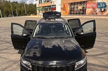 Внедорожник / Кроссовер Jeep Compass 2013 в Барвенкове