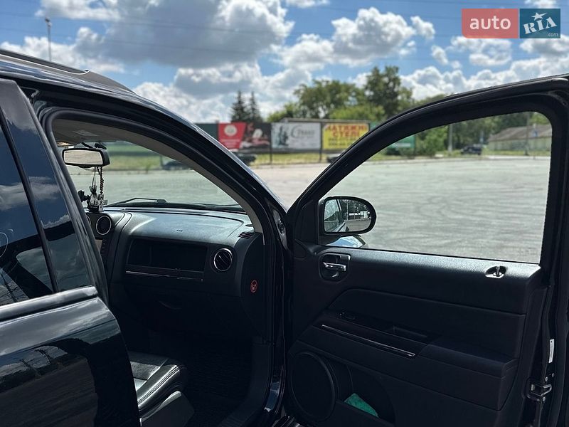 Внедорожник / Кроссовер Jeep Compass 2013 в Барвенкове