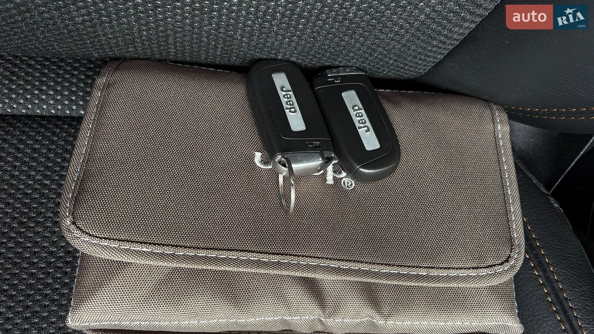 2017 Jeep Compass - мініатюра 46