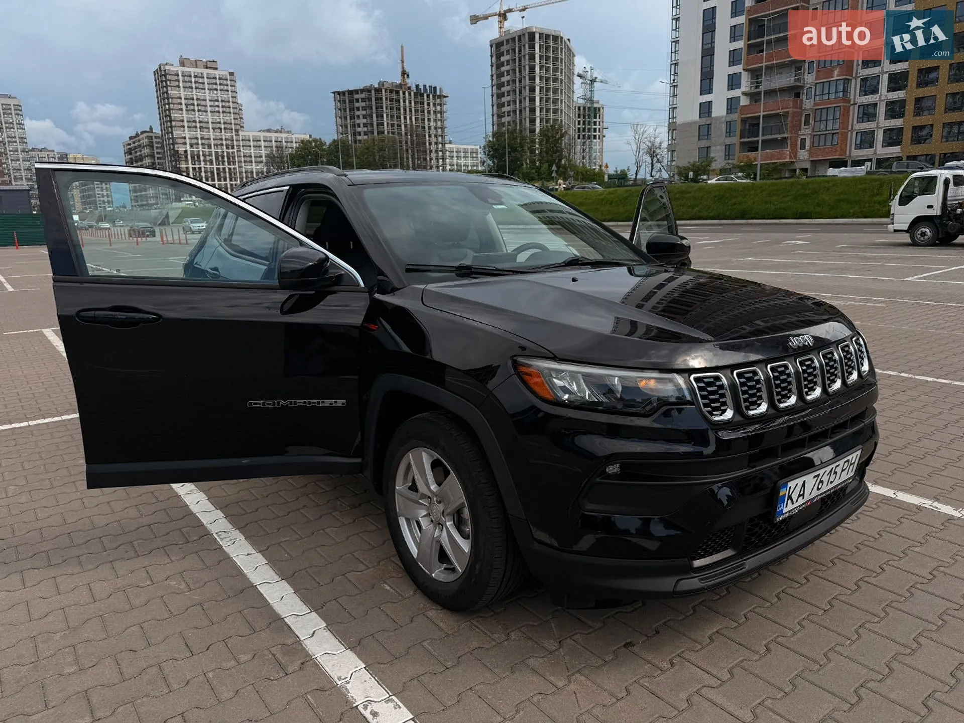 2022 Jeep Compass - мініатюра 3