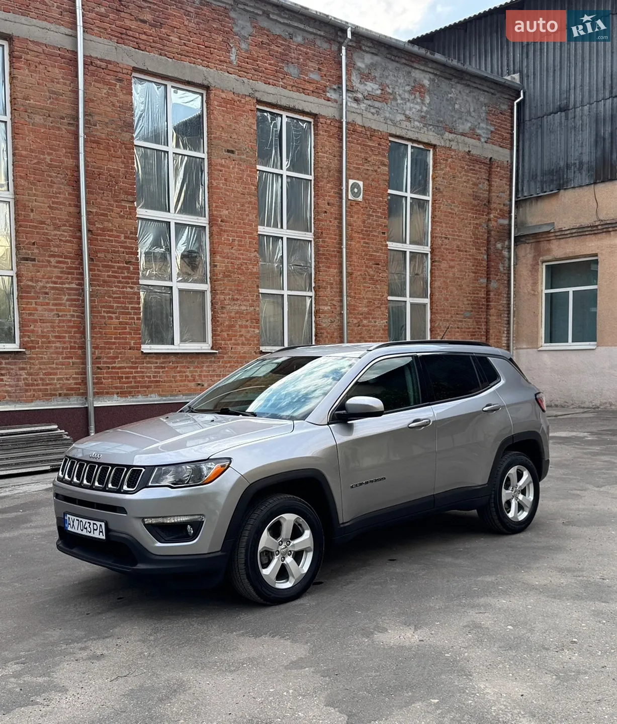 2018 Jeep Compass - мініатюра 2