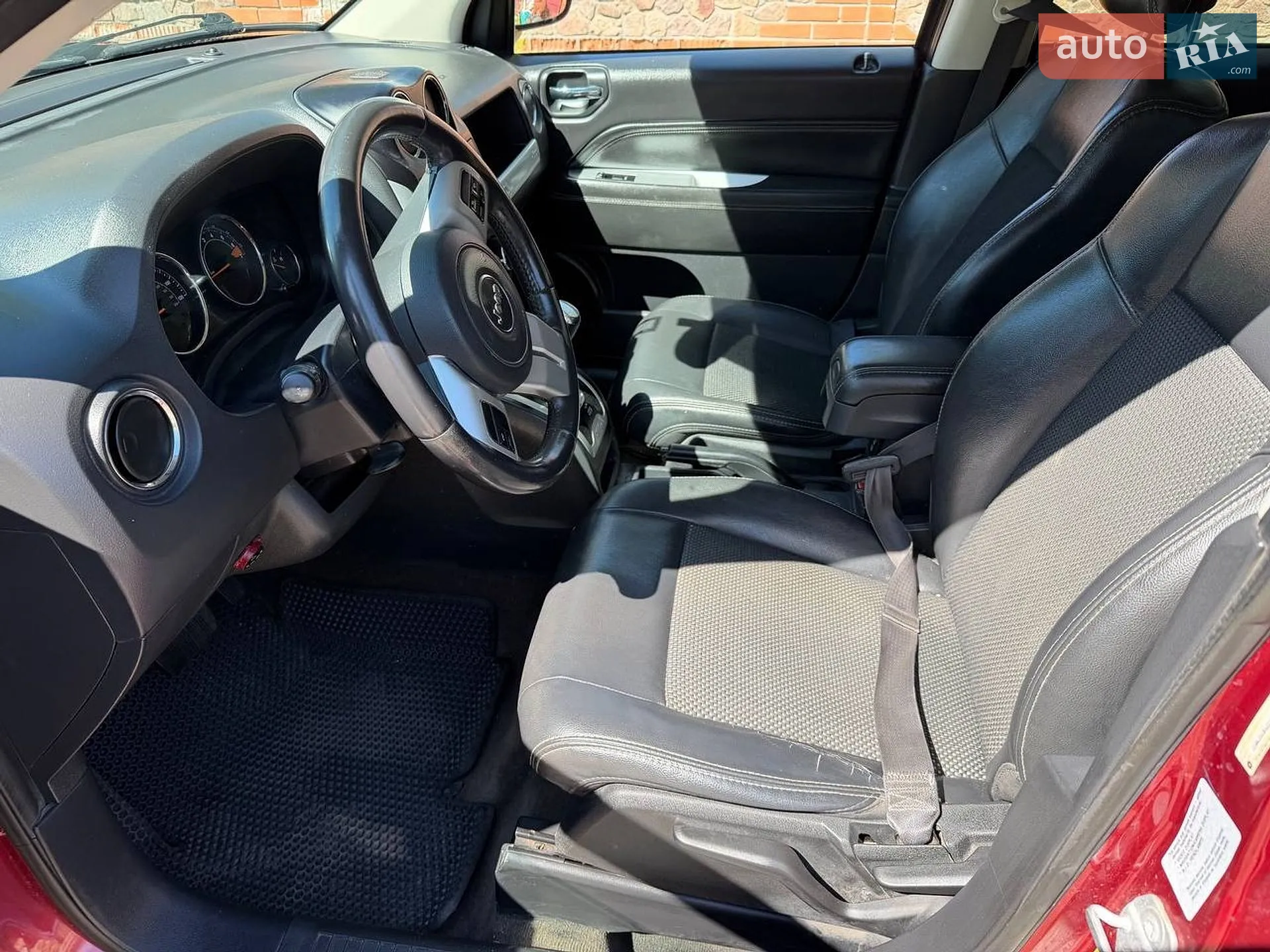 2015 Jeep Compass - мініатюра 17