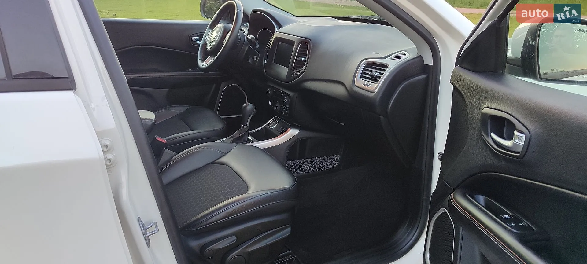 2018 Jeep Compass - мініатюра 28