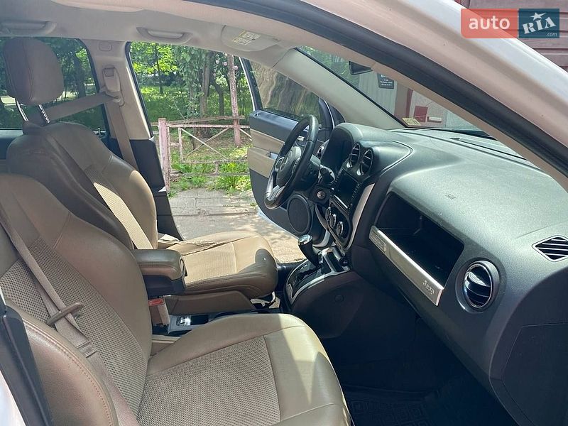 Позашляховик / Кросовер Jeep Compass 2015 в Сумах