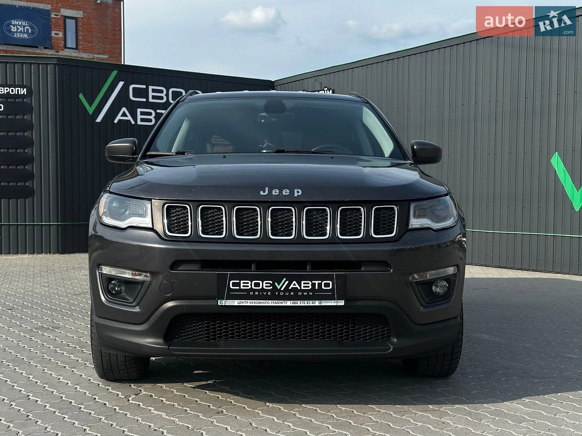 2017 Jeep Compass - мініатюра 2
