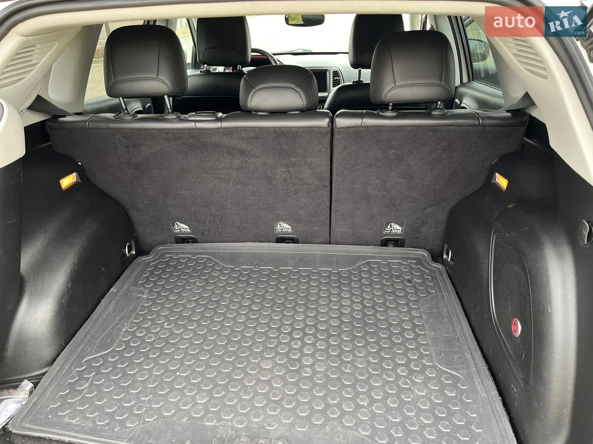 2017 Jeep Compass - мініатюра 13