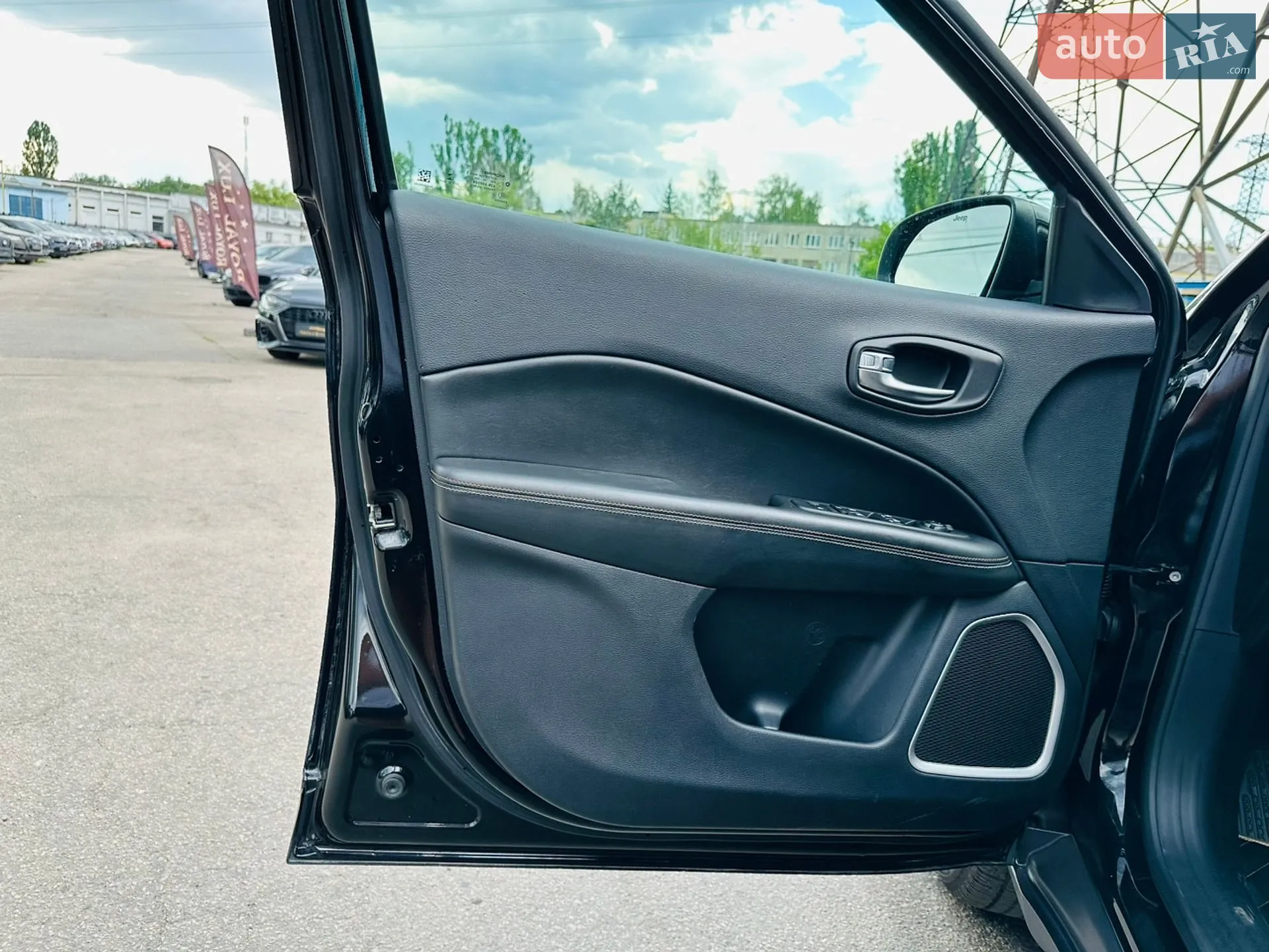 2020 Jeep Compass - мініатюра 16