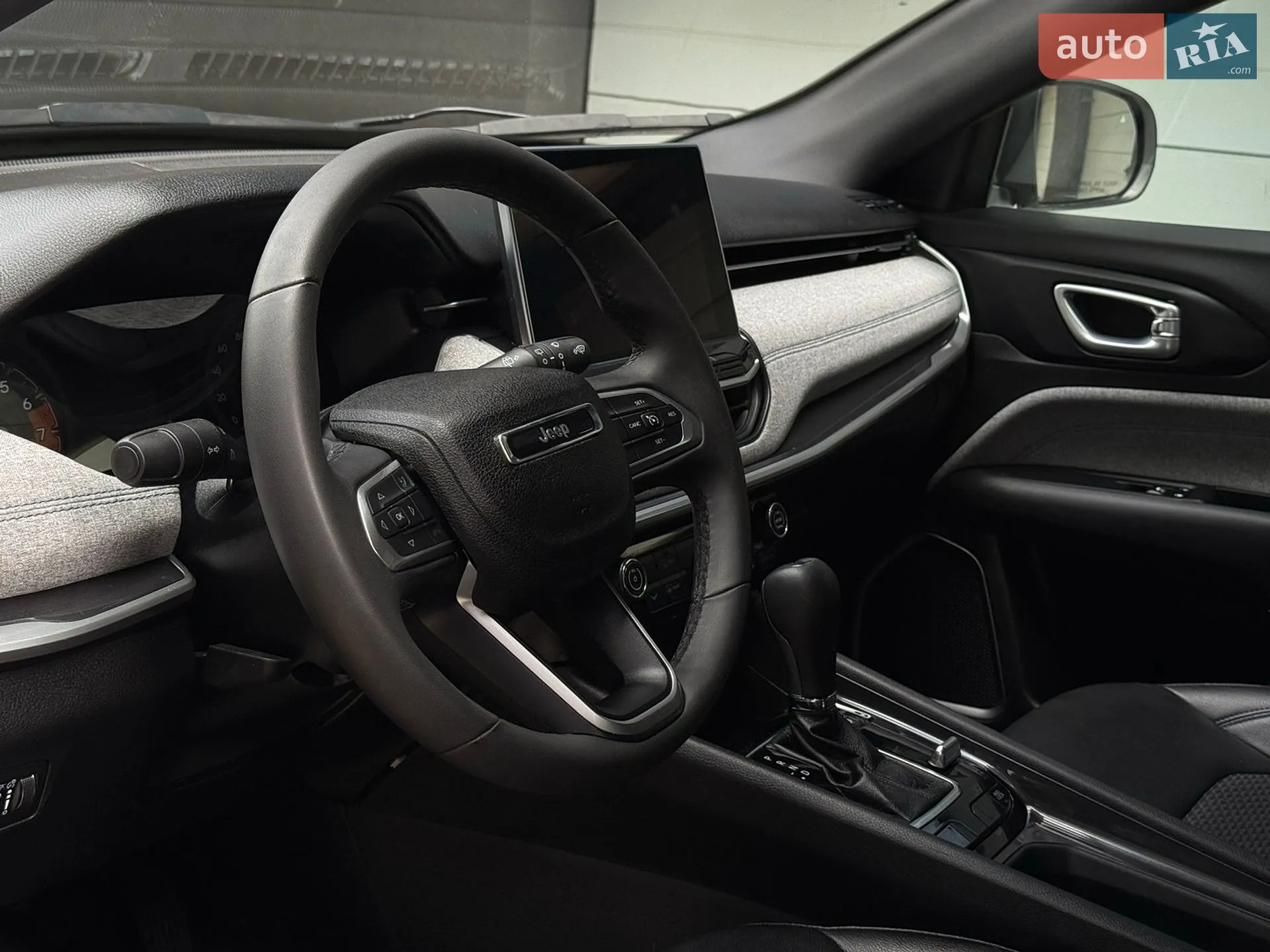 2024 Jeep Compass - мініатюра 25
