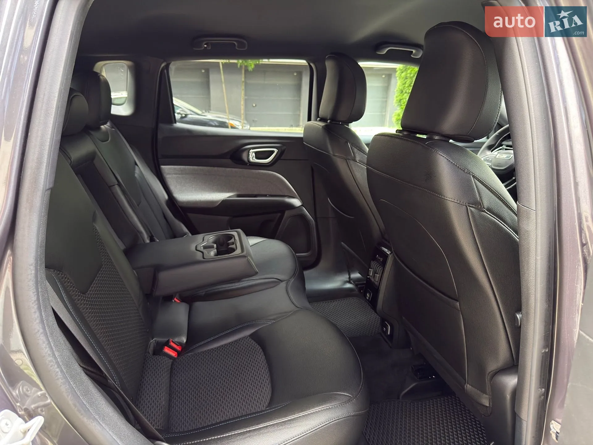 2024 Jeep Compass - мініатюра 28
