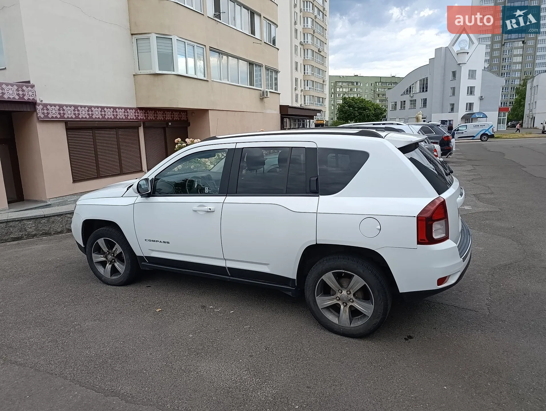2015 Jeep Compass - мініатюра 2