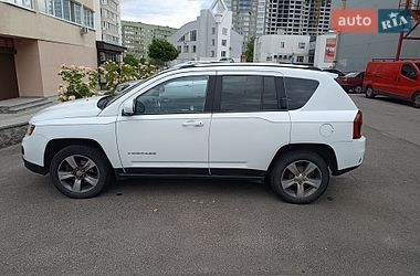 Позашляховик / Кросовер Jeep Compass 2015 в Черкасах