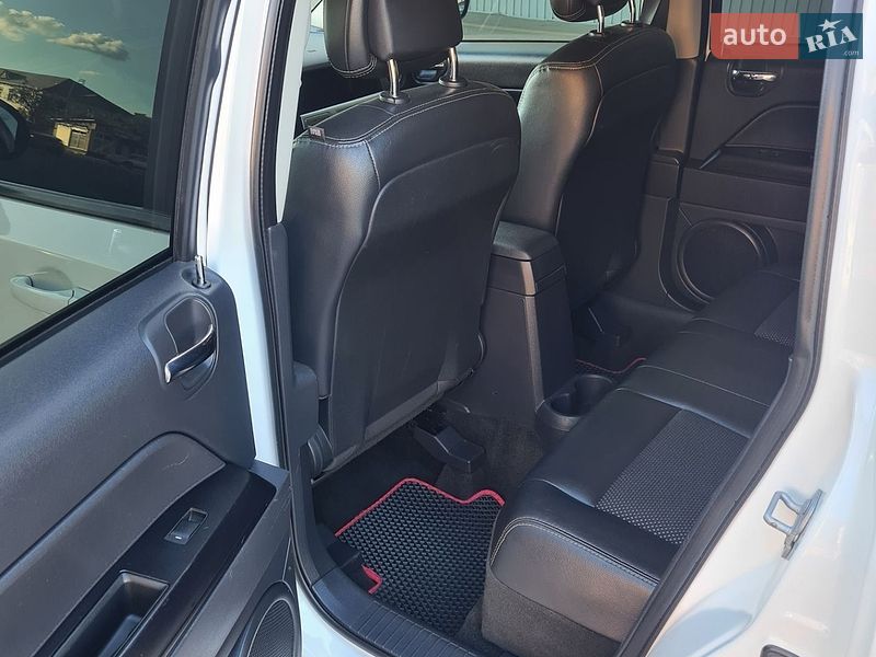 Позашляховик / Кросовер Jeep Compass 2015 в Конотопі