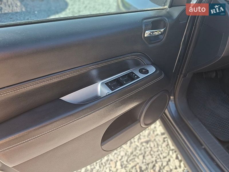 Внедорожник / Кроссовер Jeep Compass 2014 в Мостиске фото 16 Внедорожник / Кроссовер Jeep Compass 2014 в Мостиске