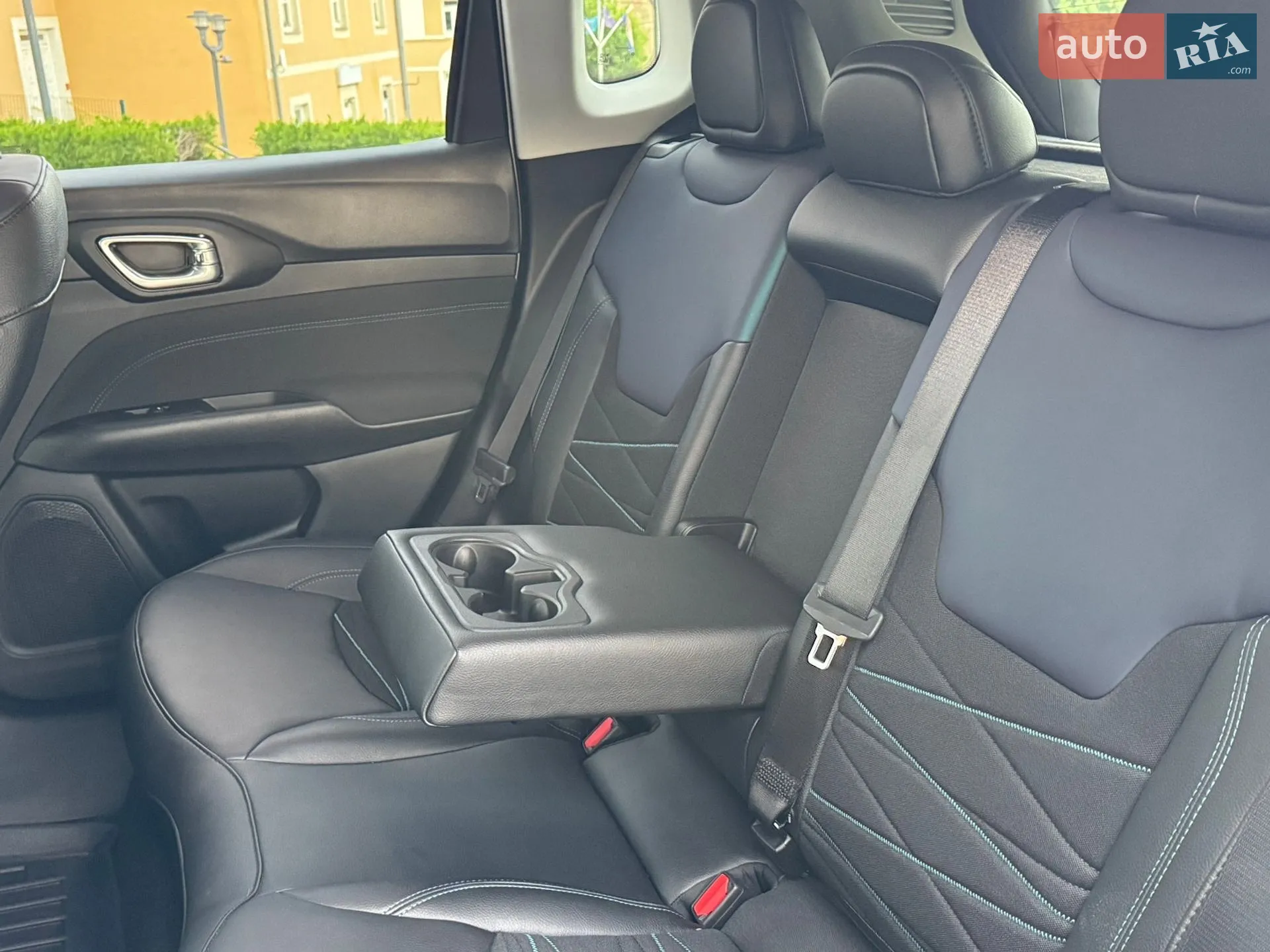 2022 Jeep Compass - мініатюра 17