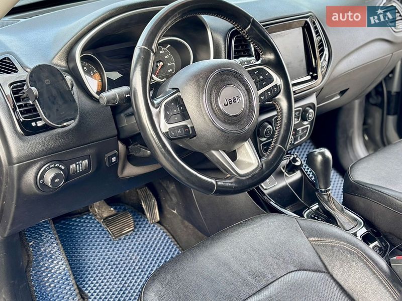 Позашляховик / Кросовер Jeep Compass 2020 в Чернівцях