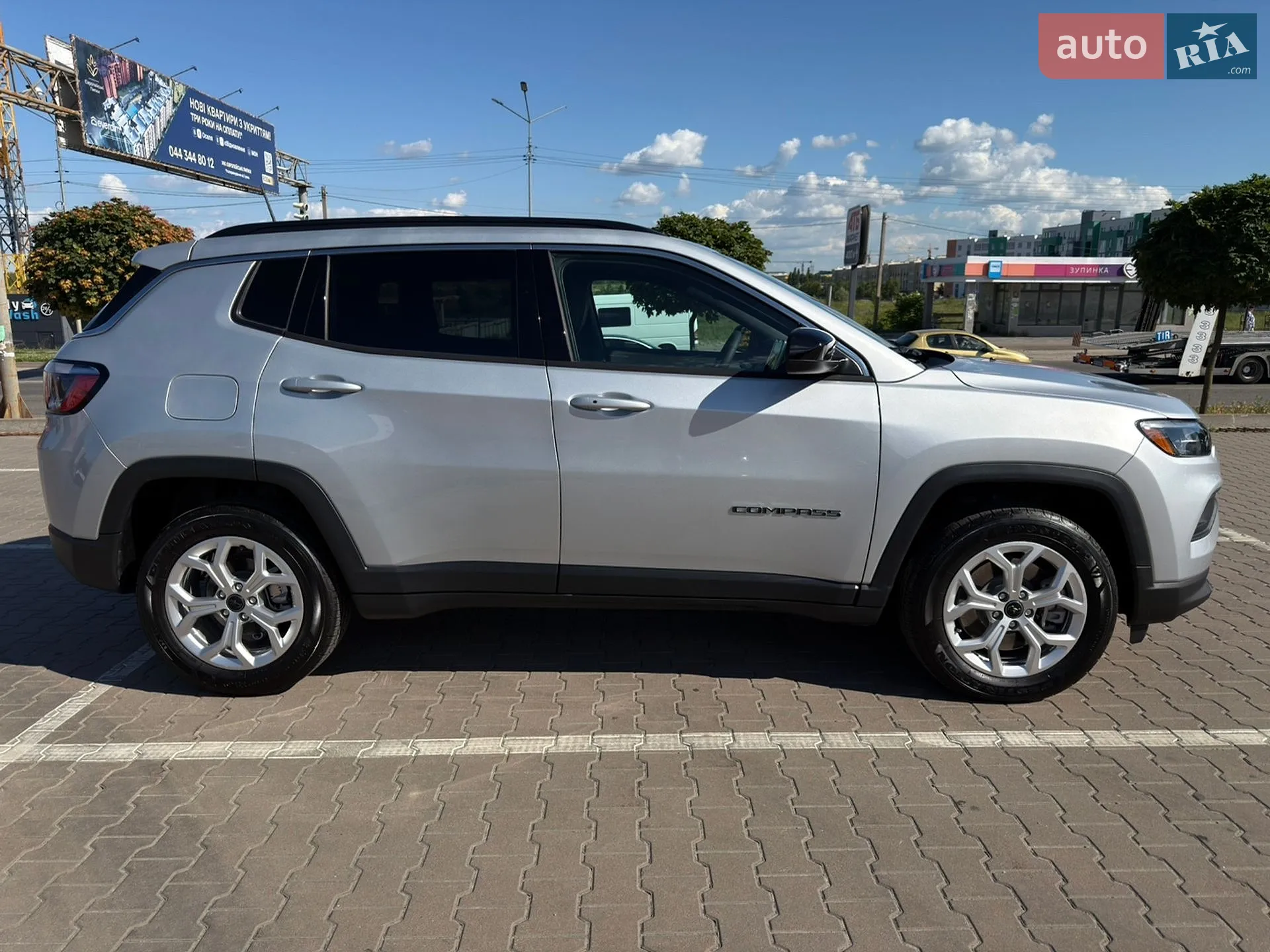 2025 Jeep Compass - мініатюра 8