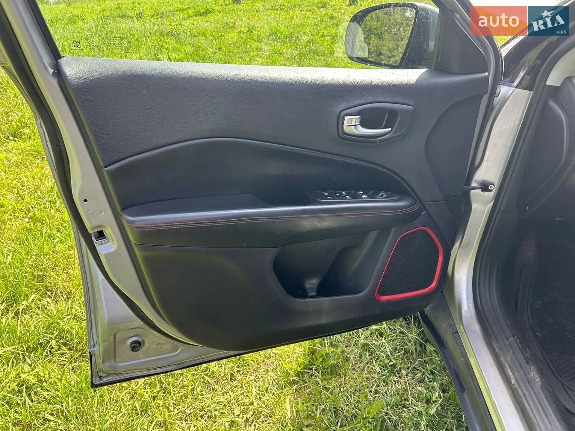 2021 Jeep Compass - мініатюра 14